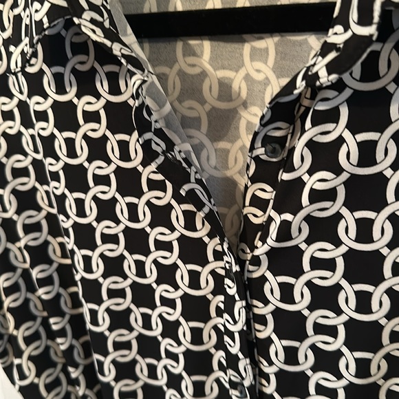 Collared short sleeve summer dress. - Picture 4 of 6